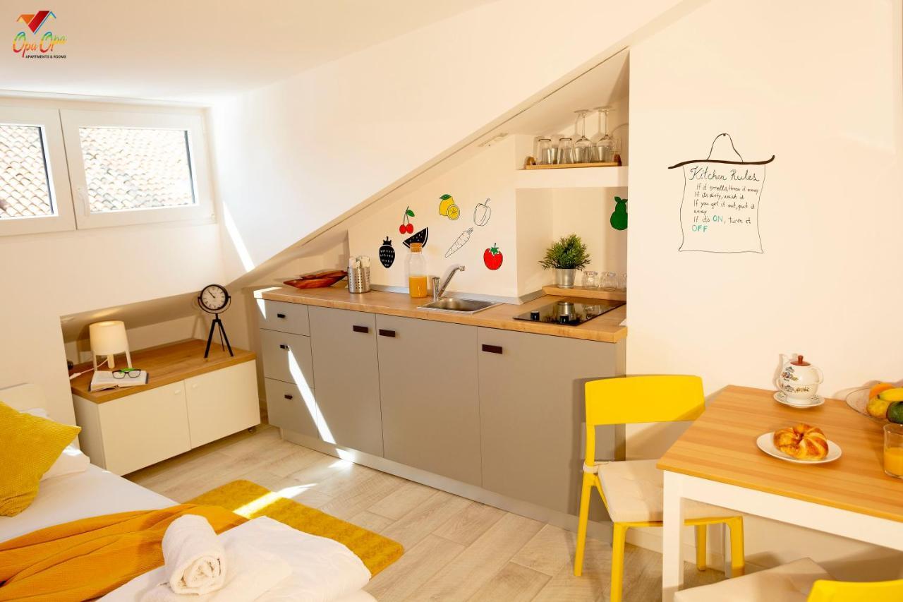 Apartments Opa Opa Рийека Екстериор снимка