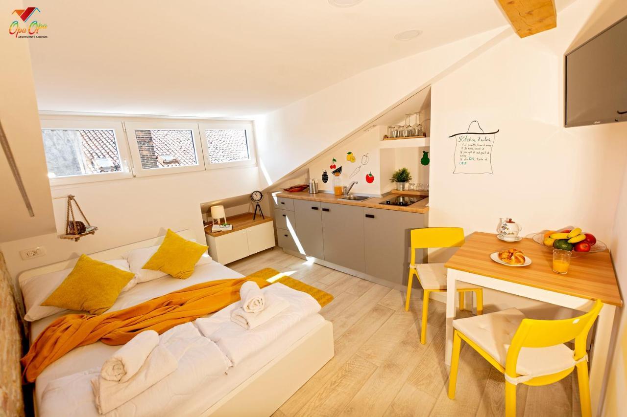 Apartments Opa Opa Рийека Екстериор снимка