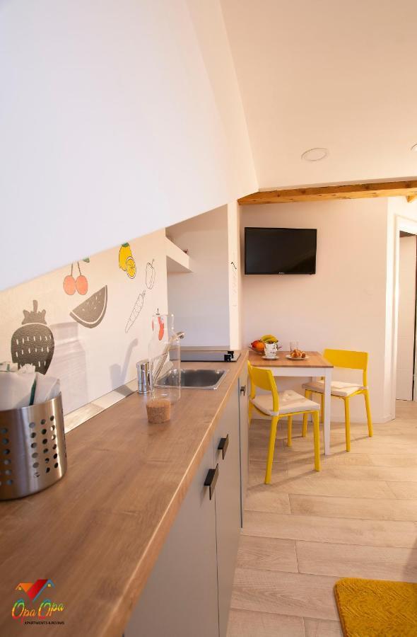 Apartments Opa Opa Рийека Екстериор снимка