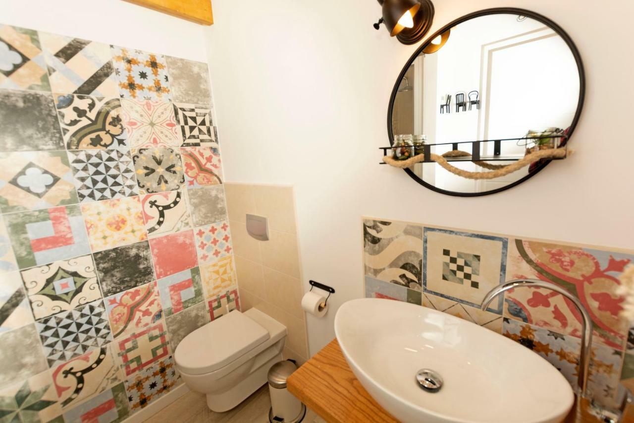 Apartments Opa Opa Рийека Екстериор снимка