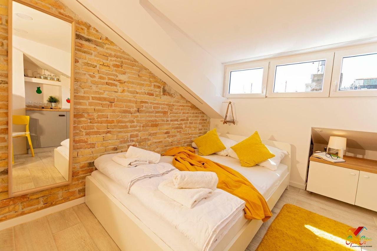 Apartments Opa Opa Рийека Екстериор снимка